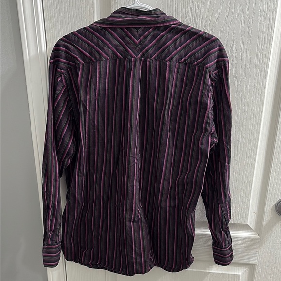 Tommy Hilfiger Black and Pink Casual Button Down Shirt - Picture 4 of 4